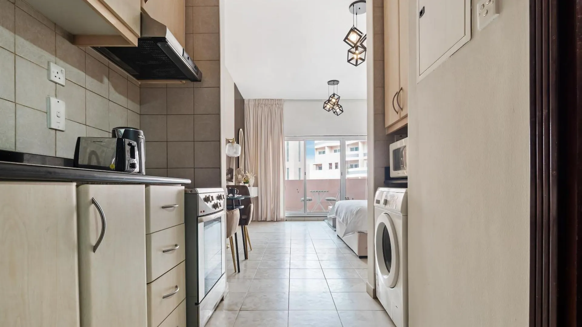 Apartament Chic Urban Studio - Discovery Gardens Dubaj