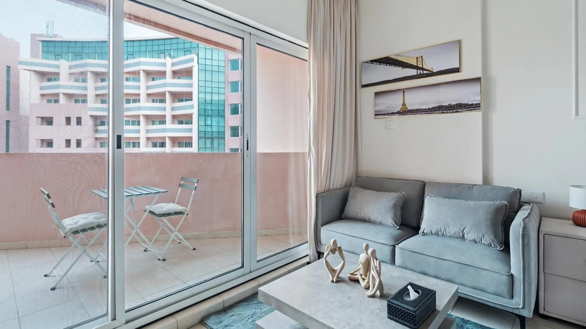 Chic Urban Studio - Discovery Gardens Dubaj Apartament