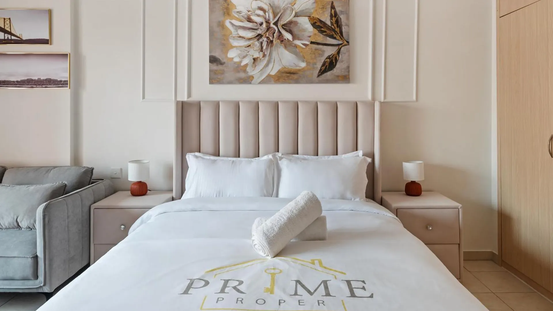 Chic Urban Studio - Discovery Gardens Dubai Apartment