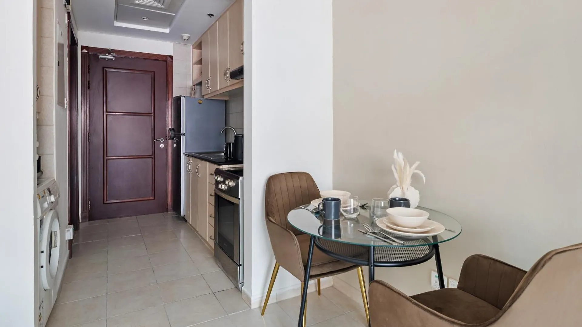 Chic Urban Studio - Discovery Gardens Dubai United Arab Emirates